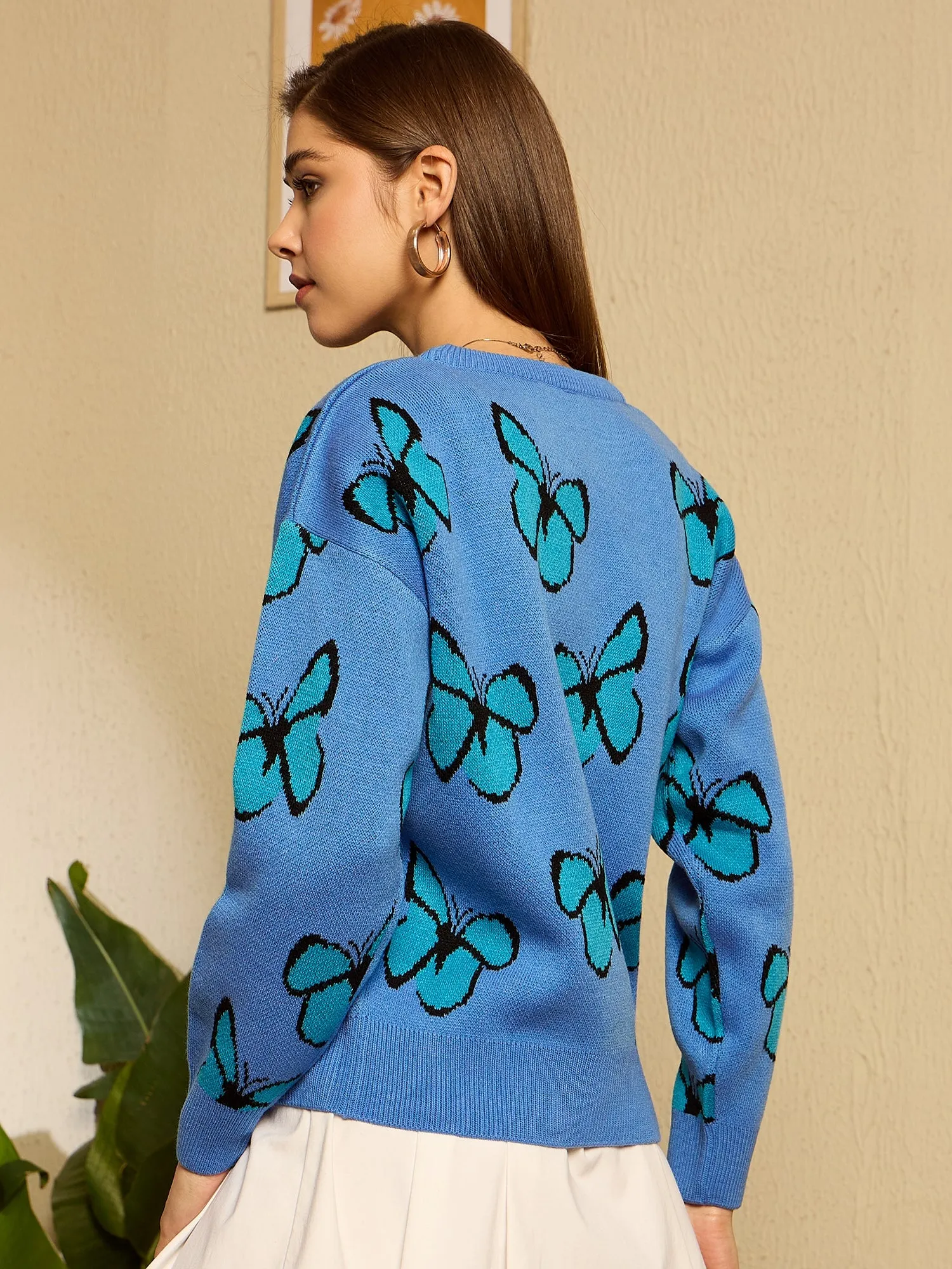 Berrylush Women Blue Butterfly Print Round Neck Full Sleeve Regular Pullover
