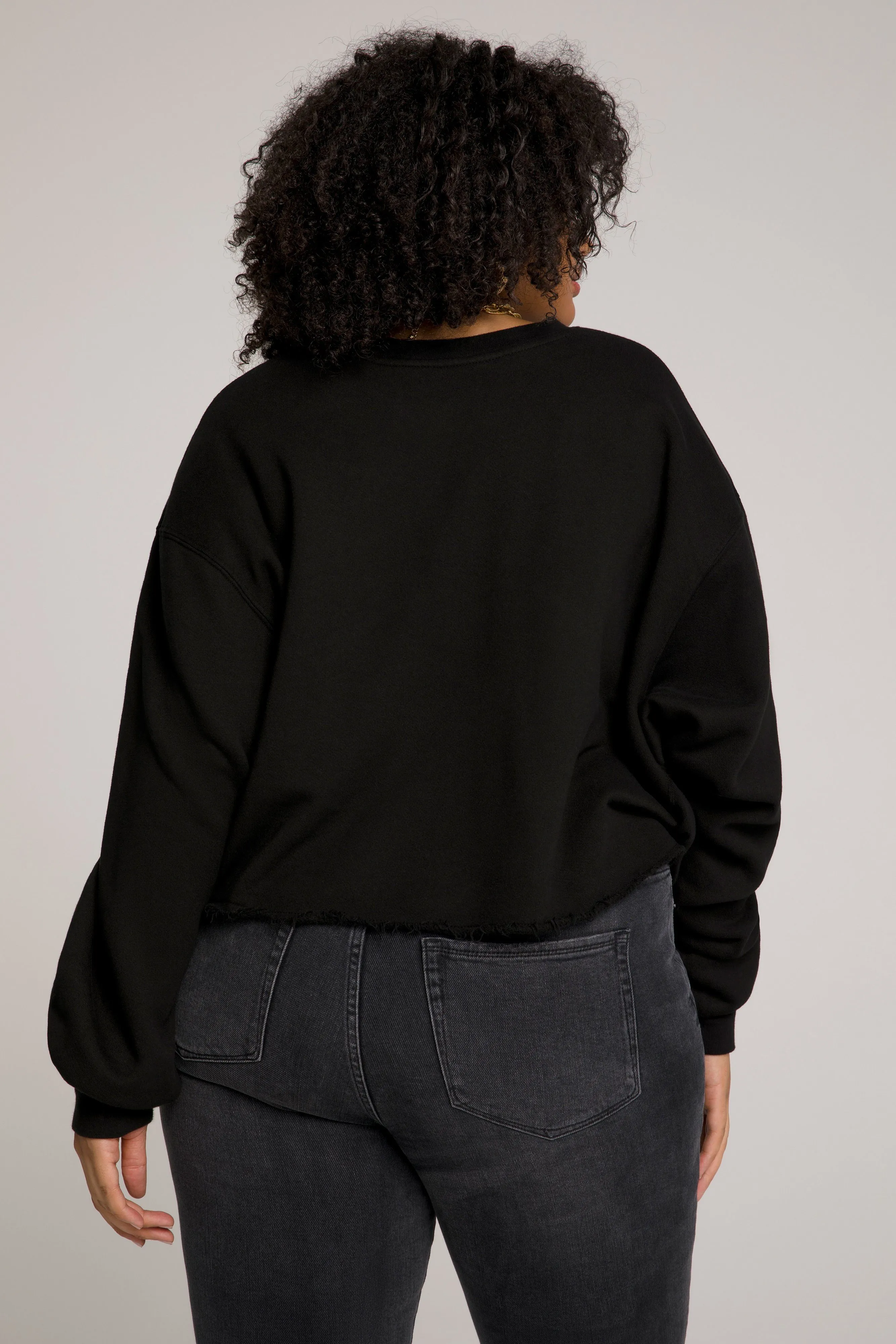 CROPPED & COOL SWEATSHIRT | BLACK001