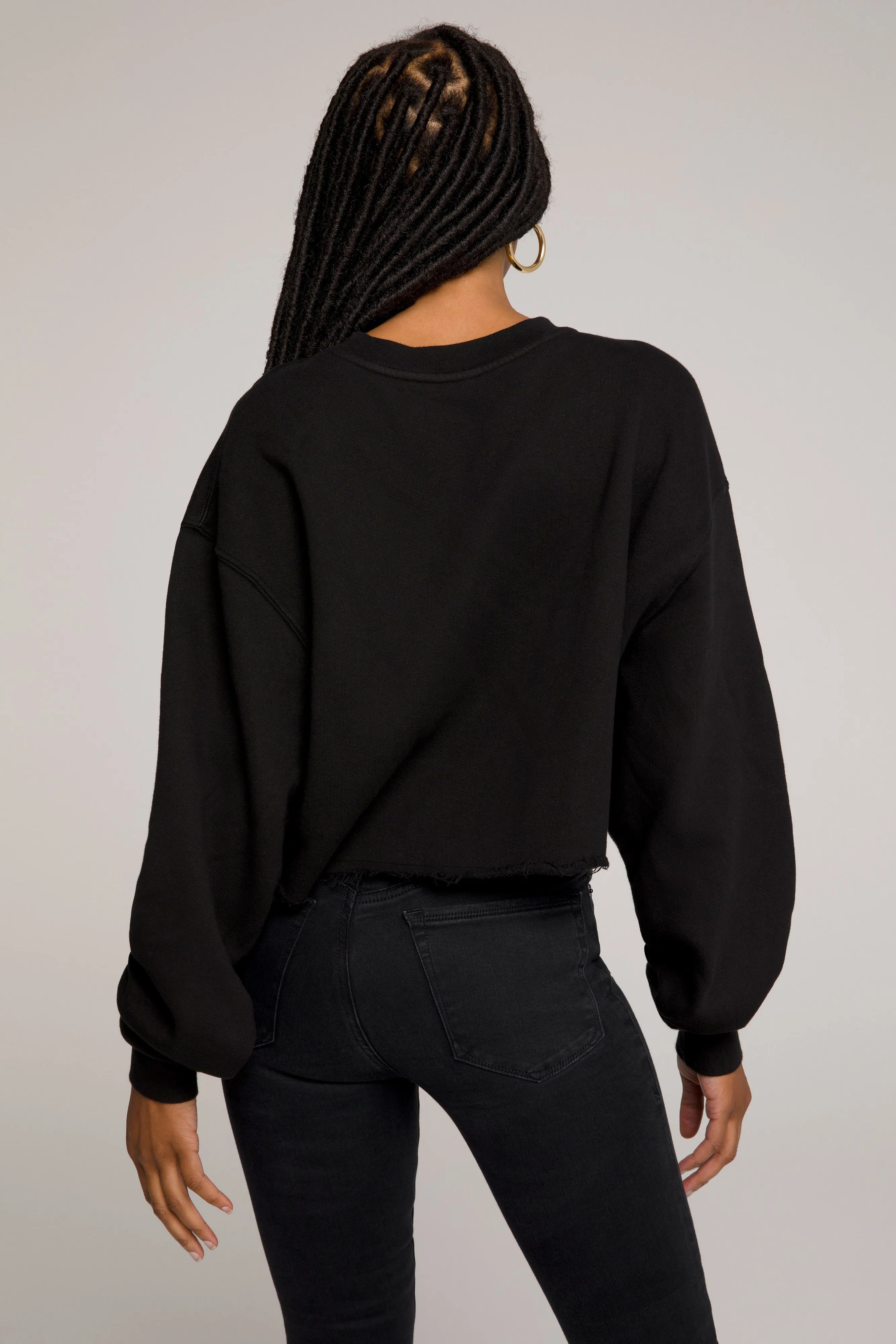 CROPPED & COOL SWEATSHIRT | BLACK001